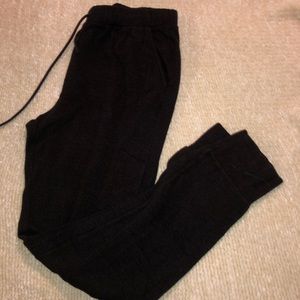 Aritzia Sweatpants